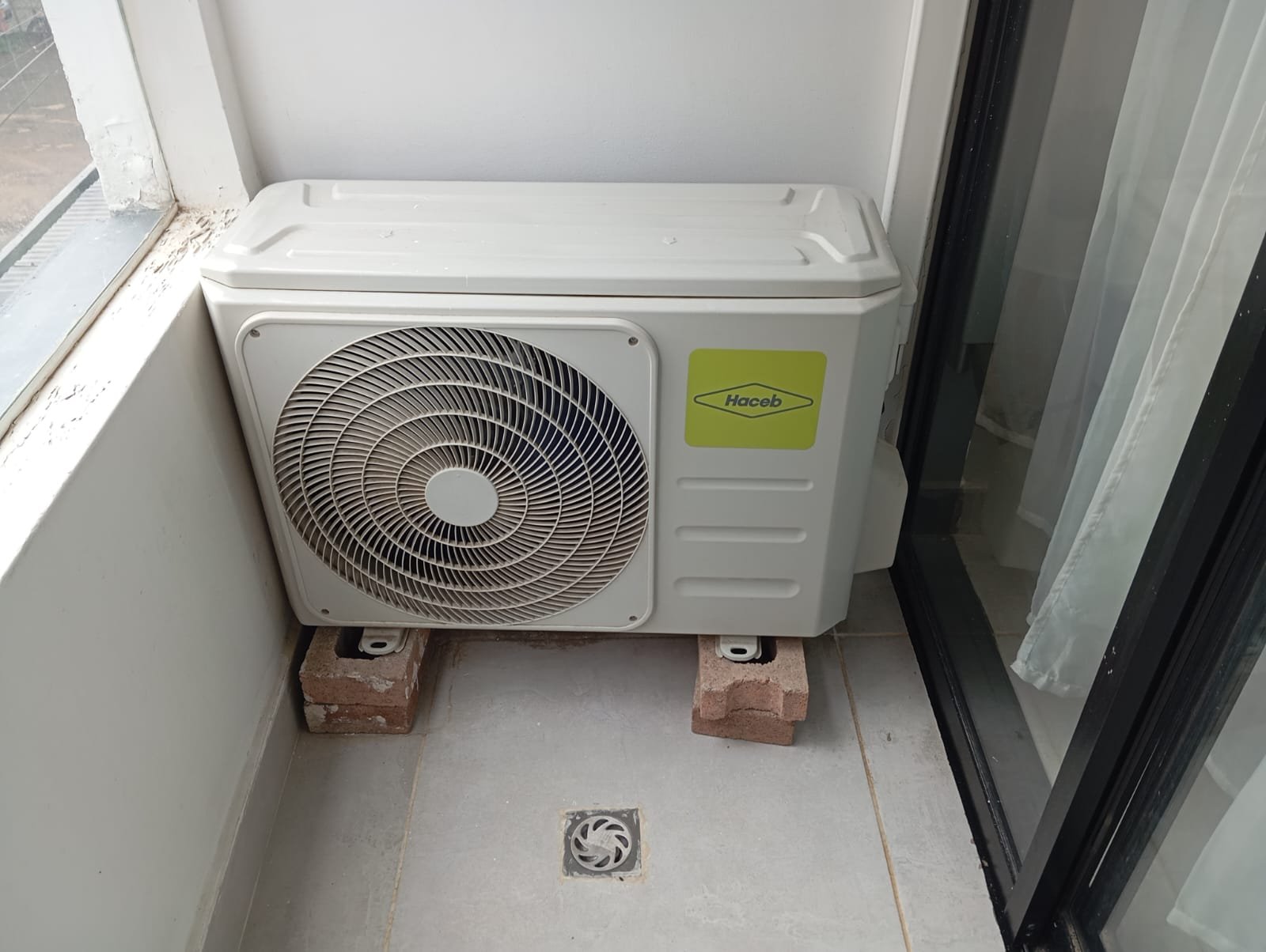 Apartaestudio Amoblado Aire Acondicionado